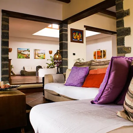 Casa Nayara Villa *